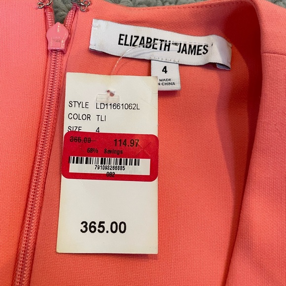 Elizabeth and James 4 Coral V Neck Dress - Picture 2 of 6